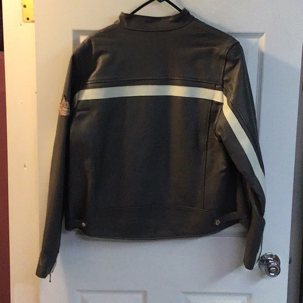 Coat - Picture 2 of 2